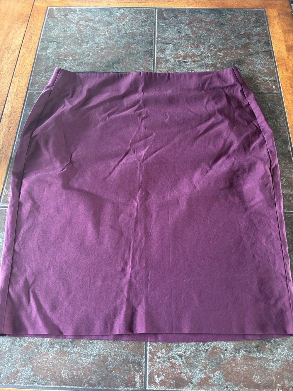 Elle Deep Plum Classic Pencil Skirt
